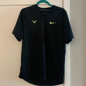 Rafa Nadal T- shirt. Short v-neck
